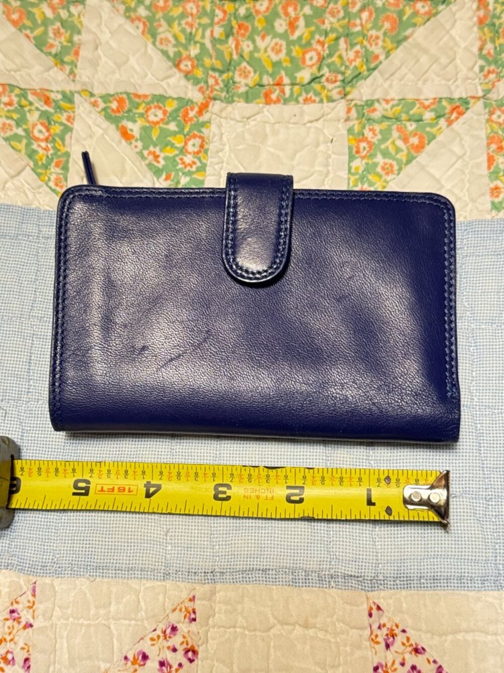 Belarno Multi Color Leather BiFold Wallet - Picture 2 of 6